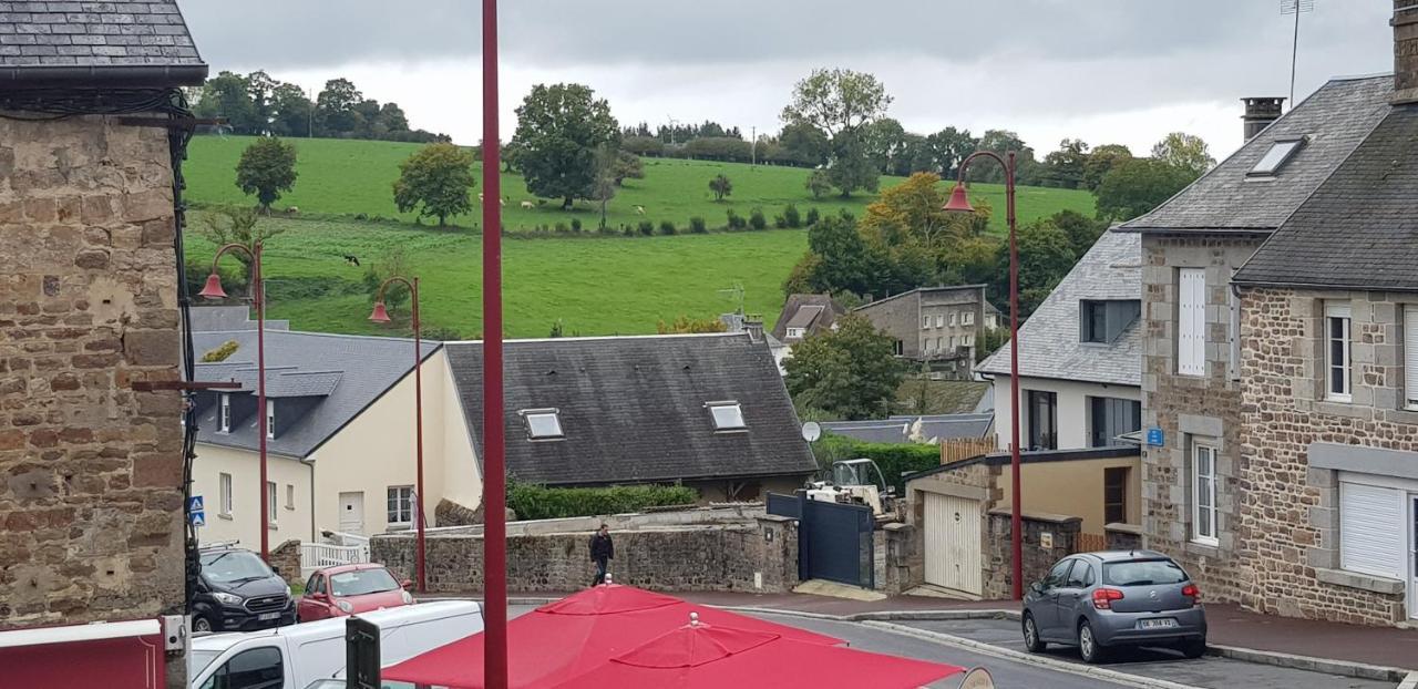 Villedieu-les-Poëles Maison De Berry Bed & Breakfast מראה חיצוני תמונה